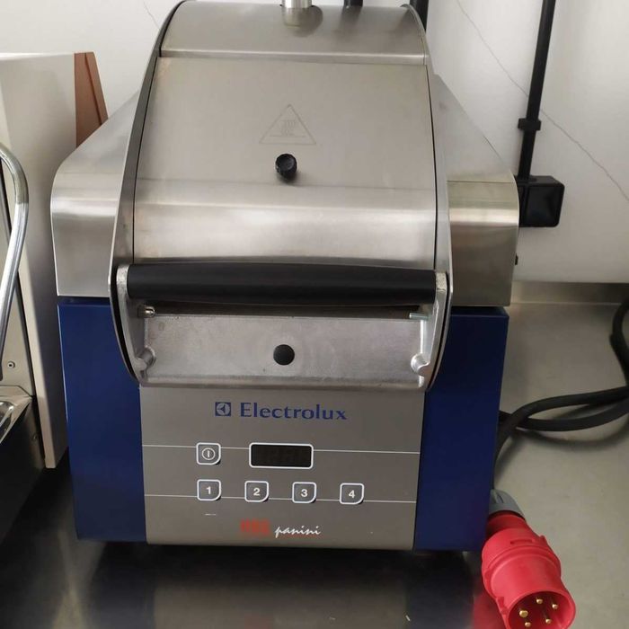 Opiekacz panini Electrolux HSGEUAT | High Speed Panini Grill | 5 kW