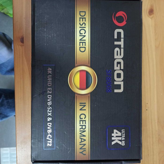 Dekoder Octagon SF8008