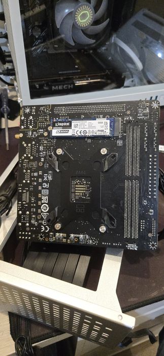 Steam Machine: Ryzen 3600x GTX 1660 SUPER 16gb Gskill