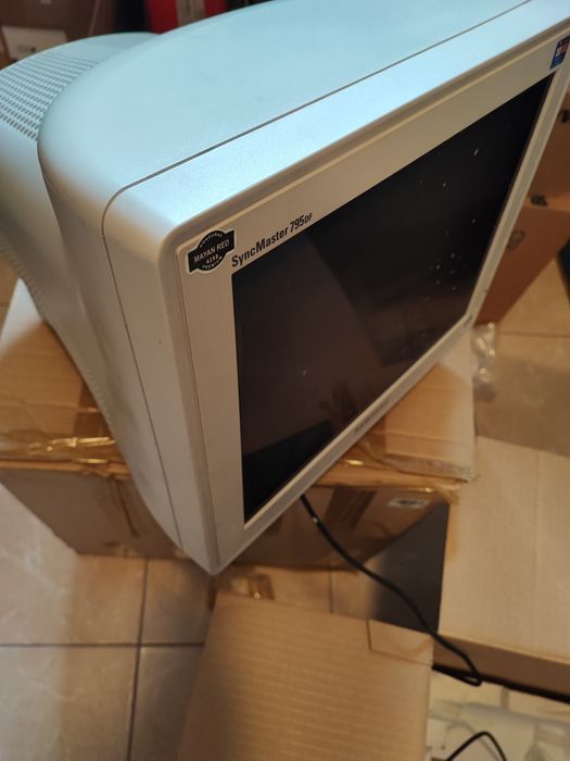 Monitor kineskopowy Samsung Sync Master