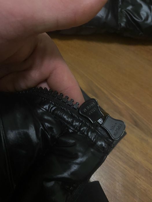 Пуховик moncler