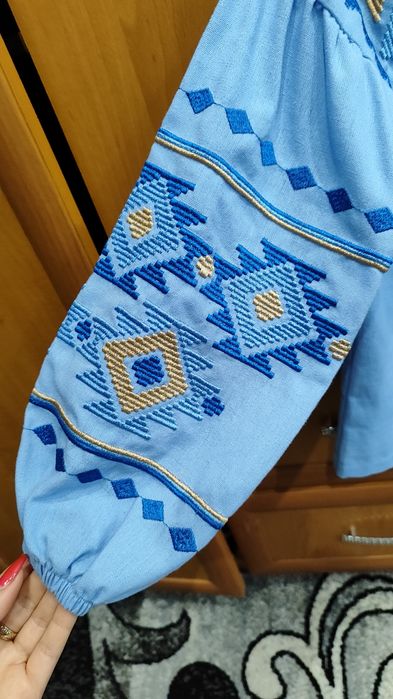 Вишиванка для дівчинки