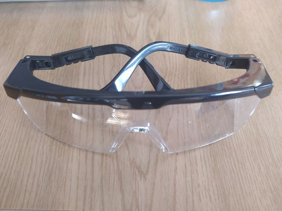 Okulary ochronne do koszenia trawy