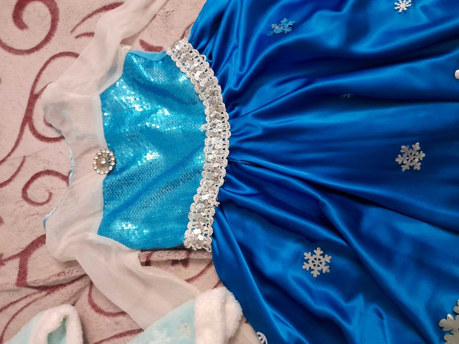 Плаття Ельза, Хододне серце, плаття Зима