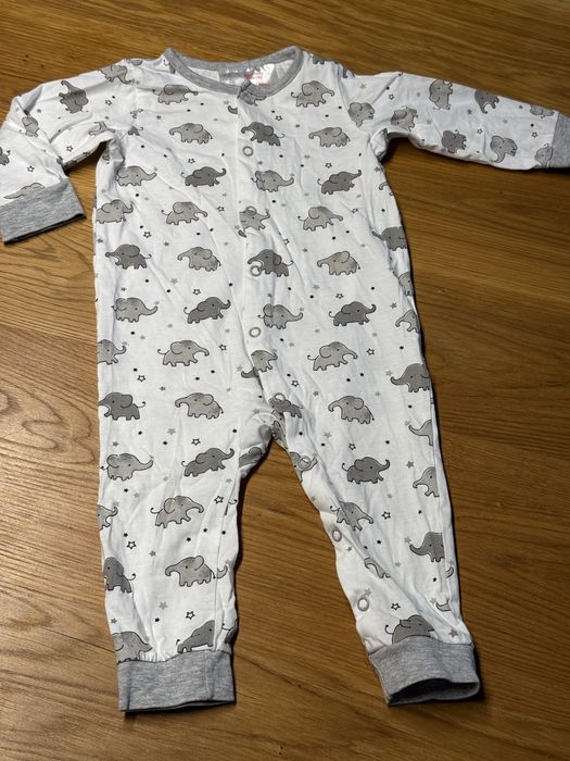 Piżamka pajacyk jednoczęściowy bez stóp h&m
