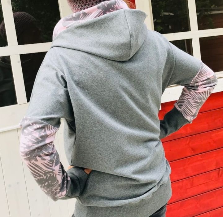 Piękna bluza dresowa z printem, monstera