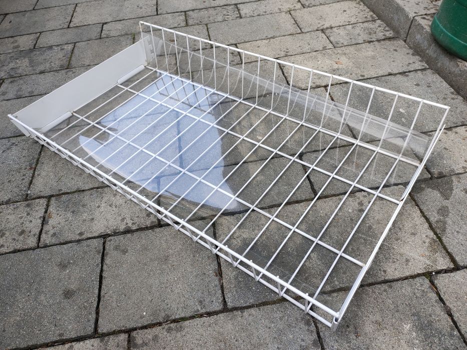 Półki do regałów stalowe.