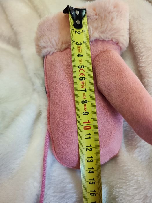 Рукавички на дівчинку