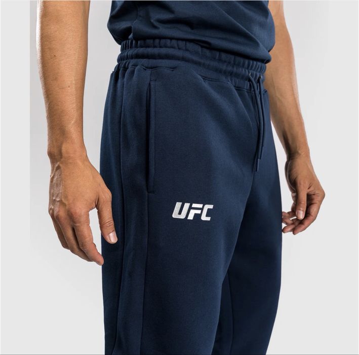 Мужской спортивный тёплый костюм Venum UFC Fusion  (L).