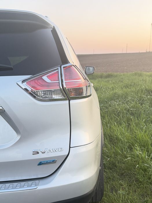 Nissan Rogue 2014 2.5 SV AWD газ/бензин
