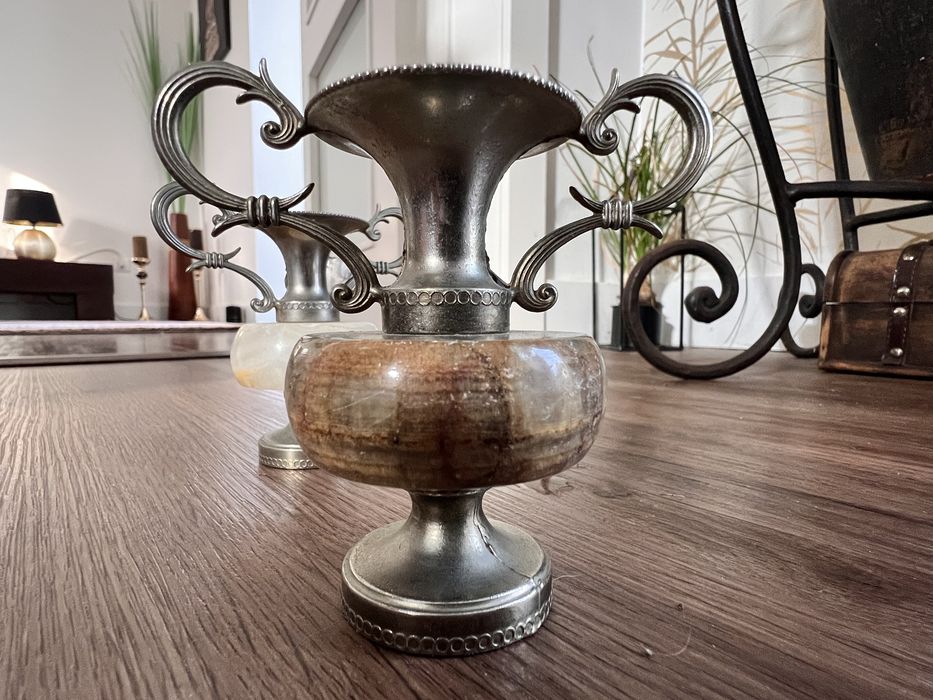 2 X Vaso vintage Ónix e latão.