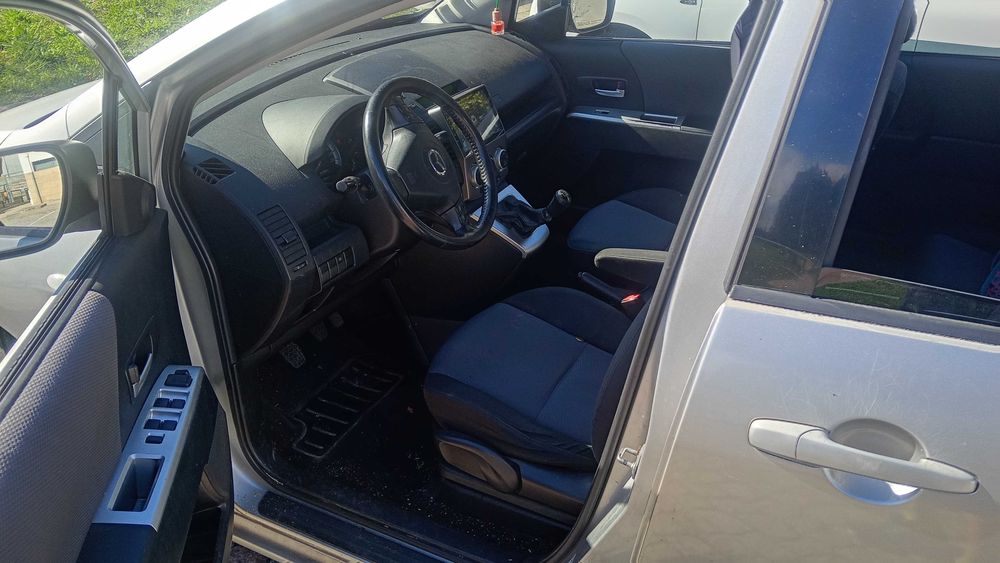 Carrinha Mazda 5, 2.0 7 lugares valor fixo foto 5