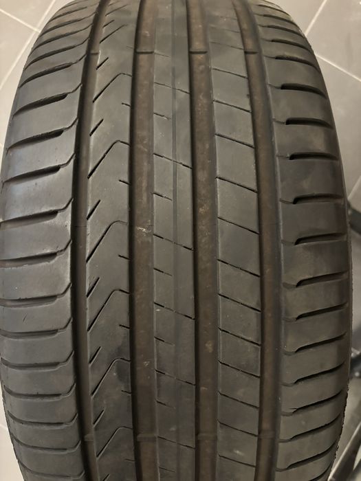 Pneu Pirelli Scorpion 255/45 R19