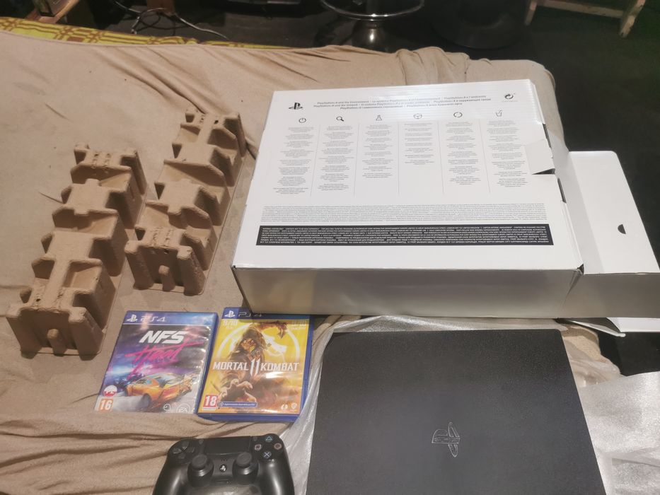Ps4 pro pad dwie gry
