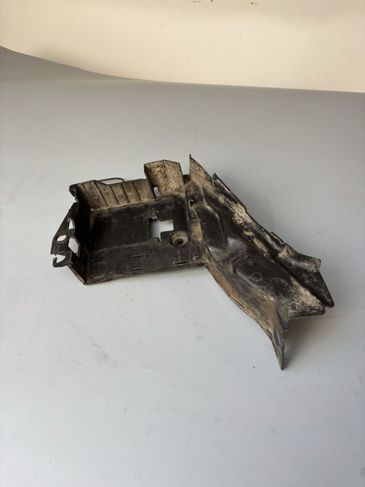 Mocowanie Akumulatora YAMAHA DT125R