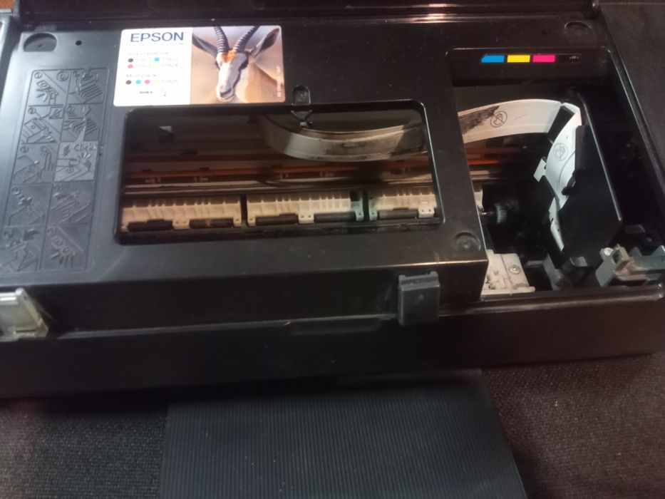 Прінтер Epson Stylos T27 на запчастини