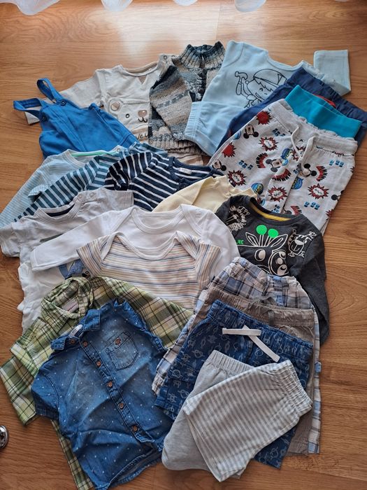 Zestaw ubrań chłopięcych 74