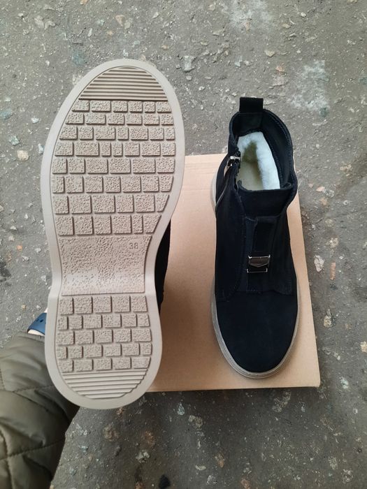 Зимові черевики натуральний замш новинка 2025