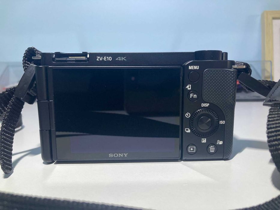 Sony ZV-E10 - Como nova