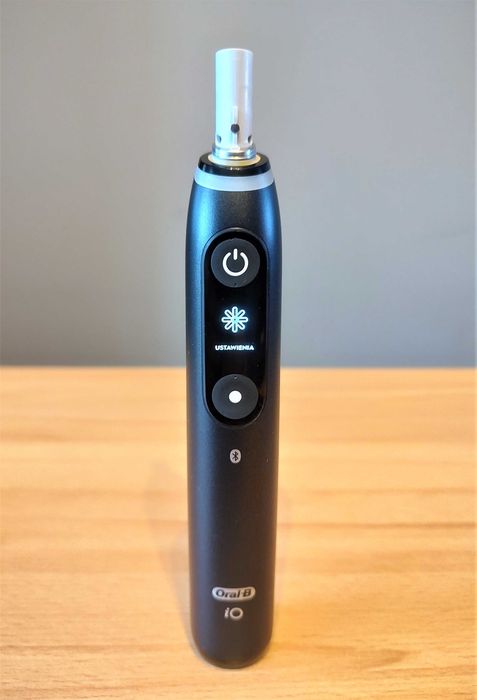 Oral-B iO Series 8 Black Onyx - Szczoteczka Magnetyczna iO 8