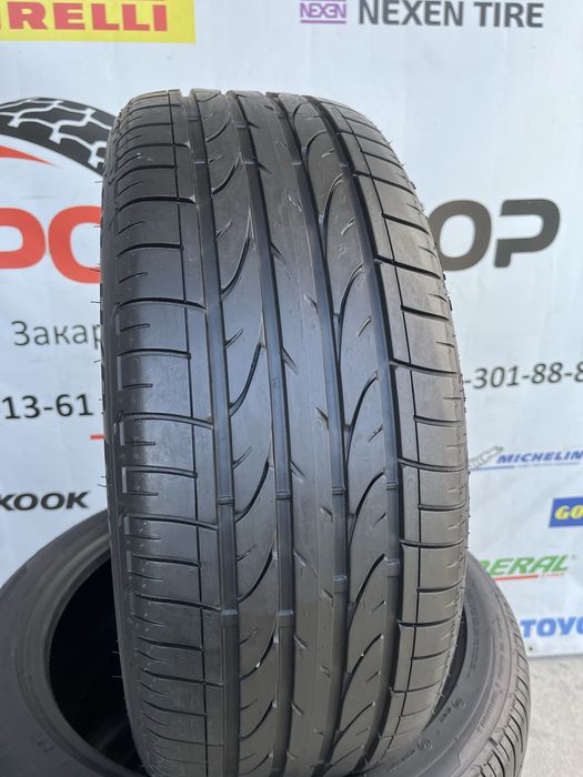 Хороший комплект літніх шин 235/45R19 bridgestone