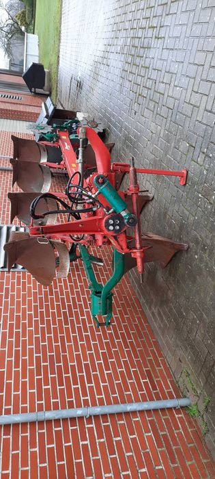 Ramie hydrauliczne  pluga kverneland vd100 wałki WOM mocy walterscheid