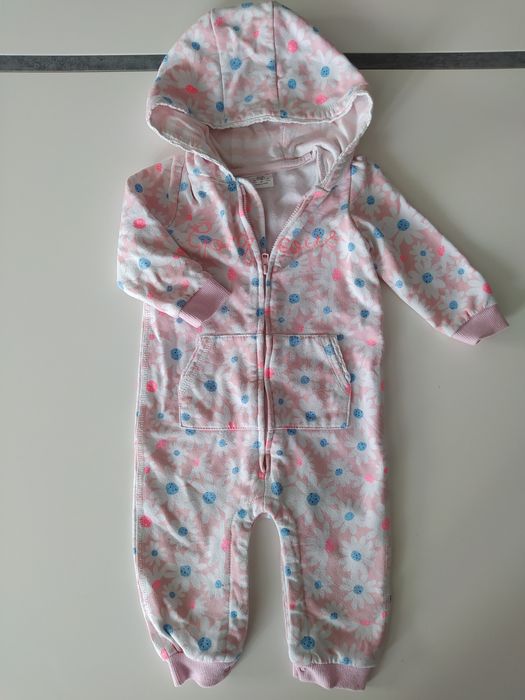 Kombinezon dla dziewczynki 6-9m.