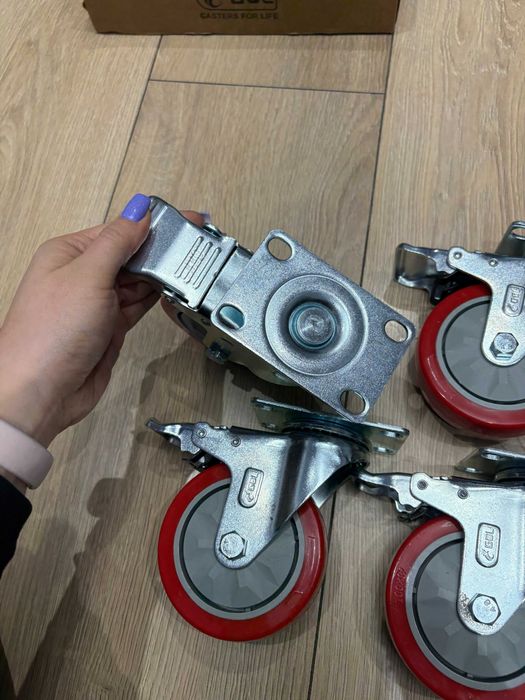 GBL – 6-calowe metalowe kółka samonastawne z 2 hamulcami + śruby R3-100mm