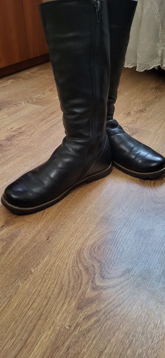 Черевики, сапоги, сапожки зимові