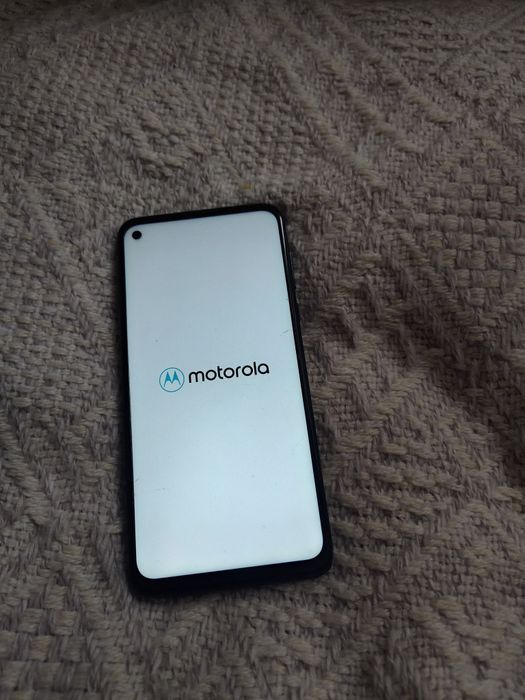 Motorola model G Pro z rysikiem