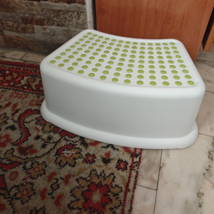 Children's bench