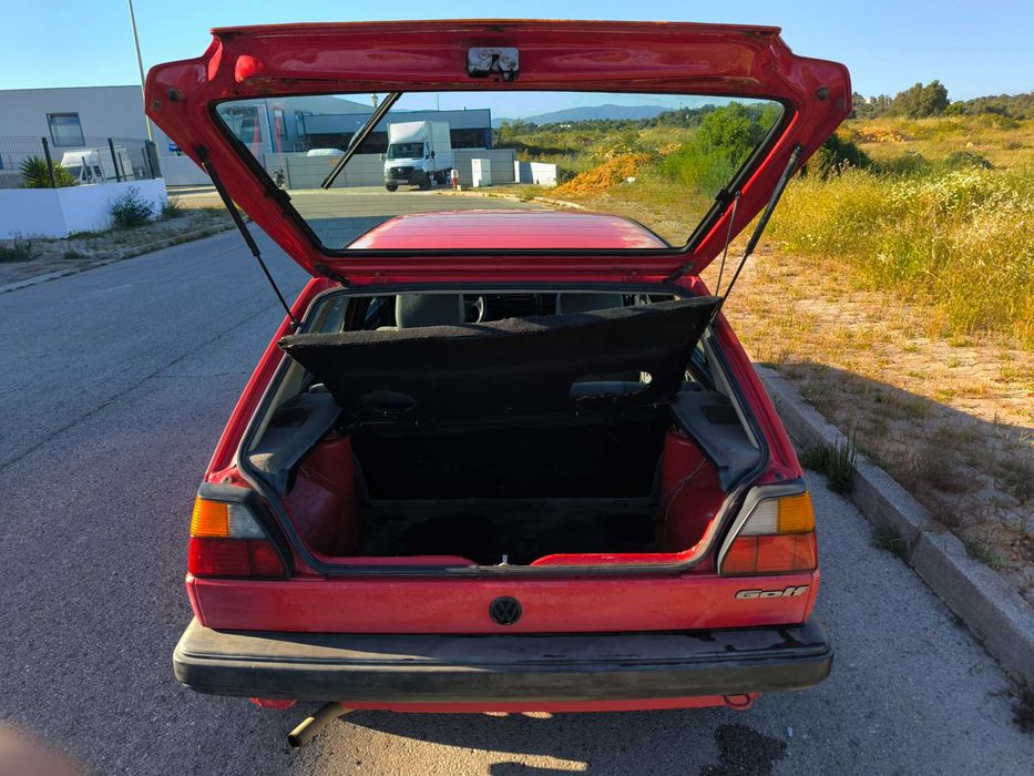 VW GOLF MK2 1.3 GT 5 PORTAS 1989 – O Clássico que ainda faz sonhar!