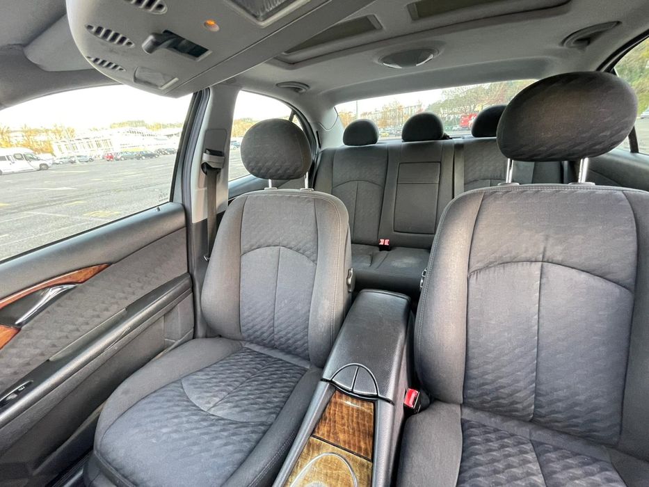 Mercedez-Benz E220 CDI 230 Mil KMS Aceito Retoma