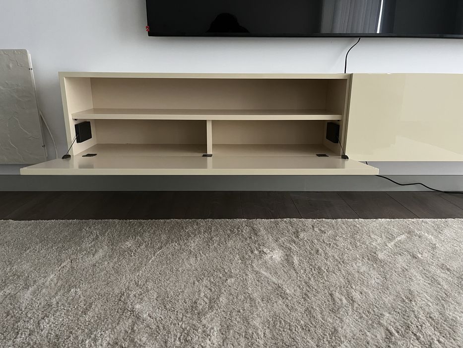 Movel TV NOVO 2,20metros