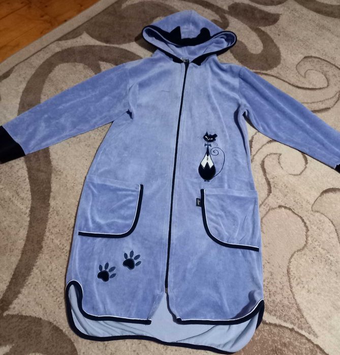 Продам велюровий халат