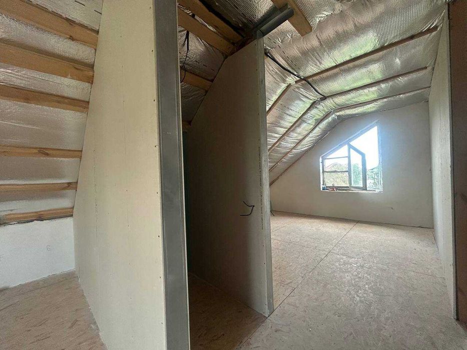 Продам 2-поверховий будинок на Барському шосе 3945