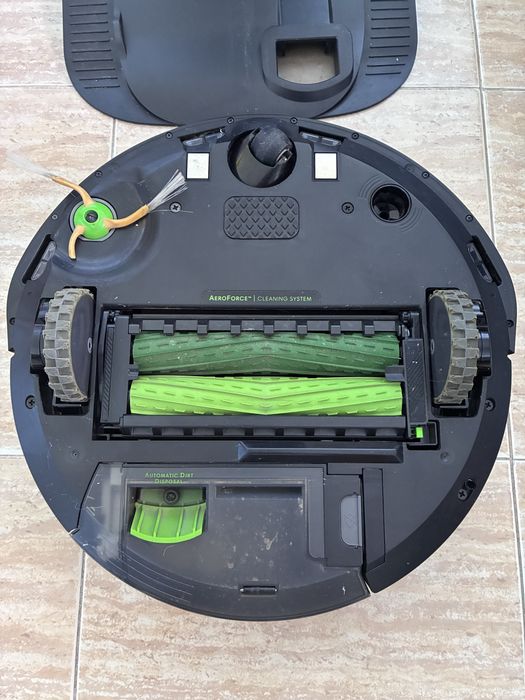 iRobot Roomba i3+ + Clean Base | Auto-esvaziamento | Muito Bom Estado