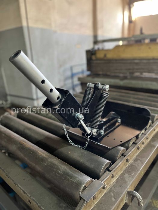 Захист коліс комбайна (лижа) для жатки жниварки New Holland та OROS