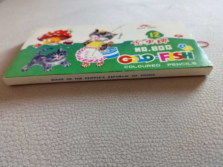 Kredki ołówkowe CHIŃSKIE z PRL - Nowe