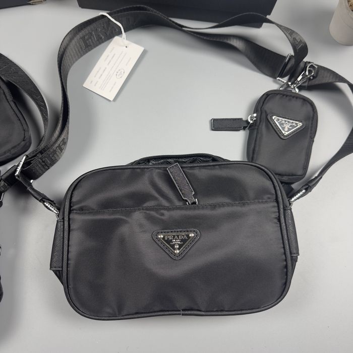 Сумка через плече prada Prada прада сумка месенджер  сумка через плечо сумка поясна бананка