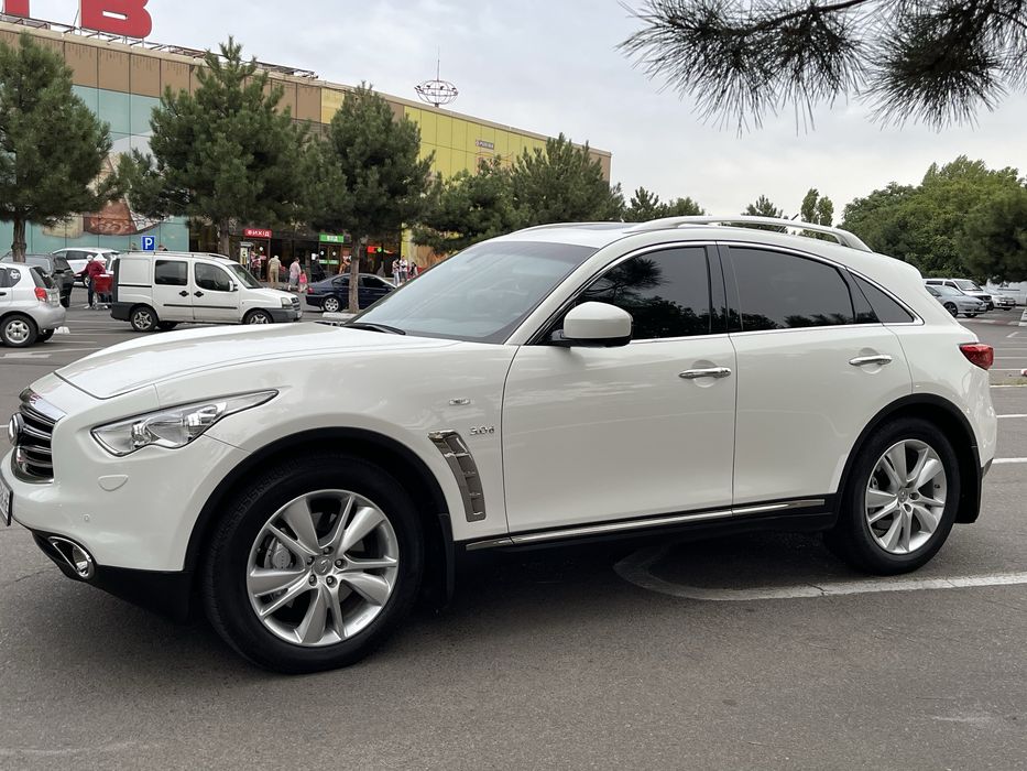 Инфинити QX-70 2015г 3.0 Дизель