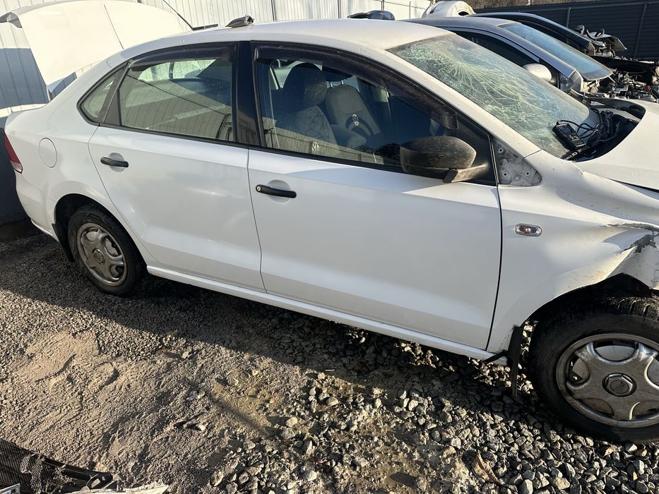 Двери Поло седан Polo sedan