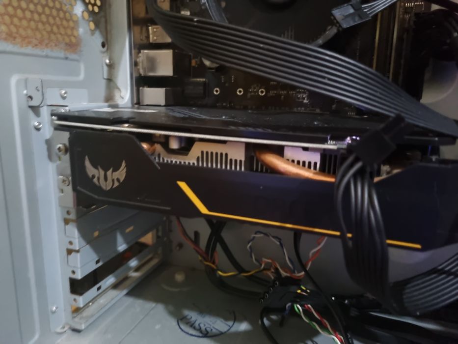 Gtx 1650s em perfeito estado