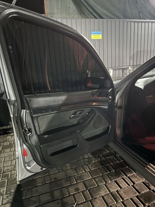 Продам BMW E39 2.0