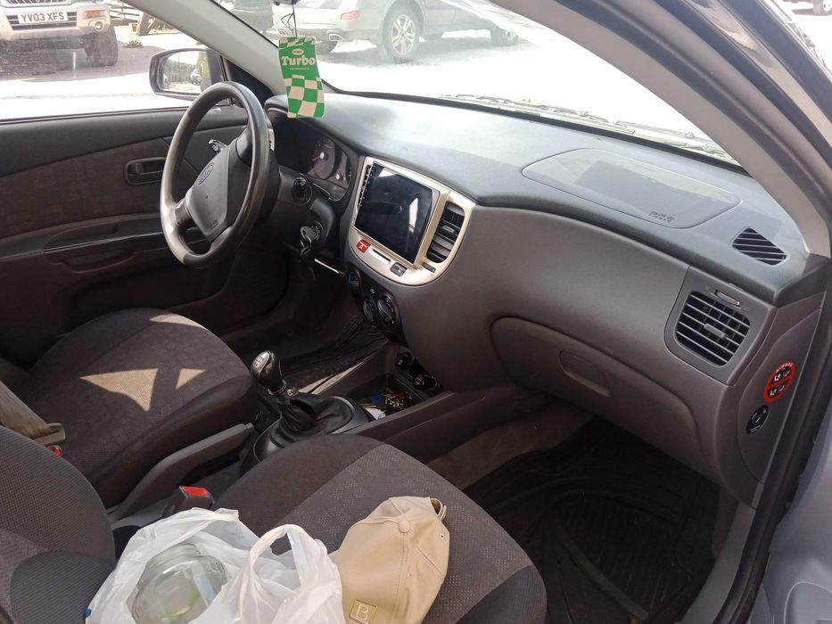 Продам Kia Rio 1,4 газ/бензин