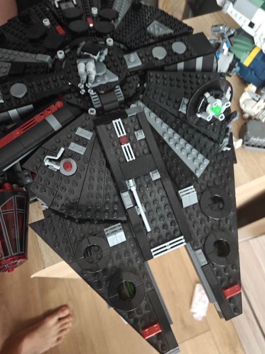 LEGO star wars sokół milenium czarny