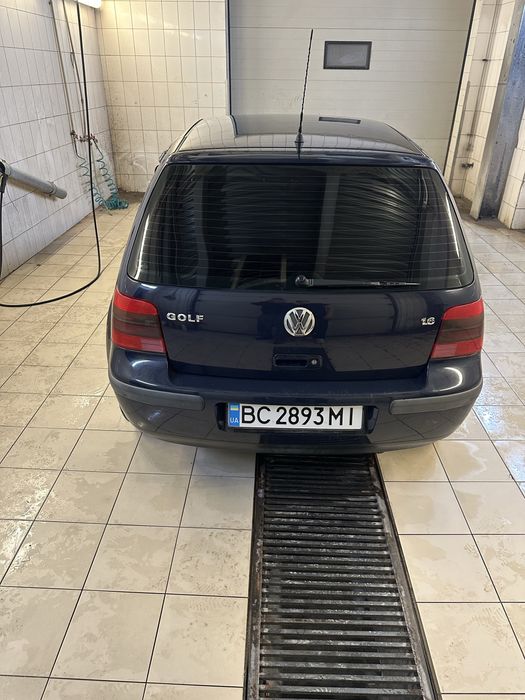 Volkswagen Golf 4