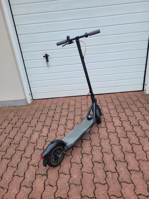 Hulajnoga elektryczne Ninebot Segway