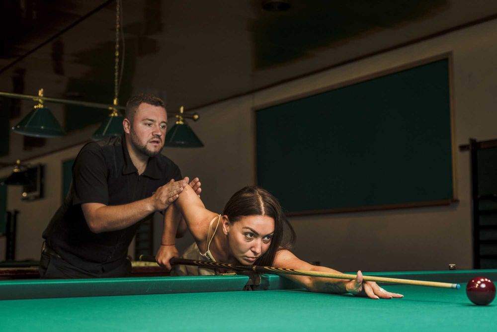 Тренер по Більярду