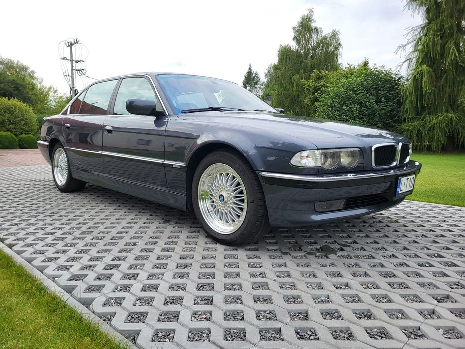 BMW Seria 7 4.4 v8 rwd bbs doinwestowane